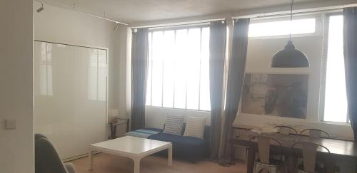 Charming Loft Tour Eiffel Rue Cler - last minute hotel in Paris