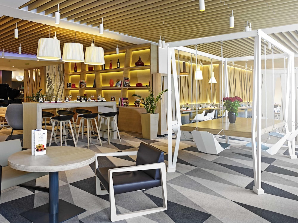 מזון ומשקאות