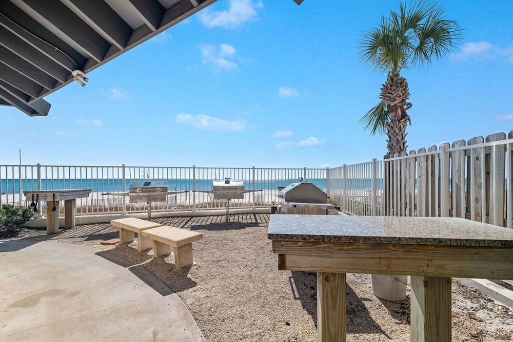 Windward Pointe 804 Sleeps 10 Beachfront Resort Amenities - photo 41