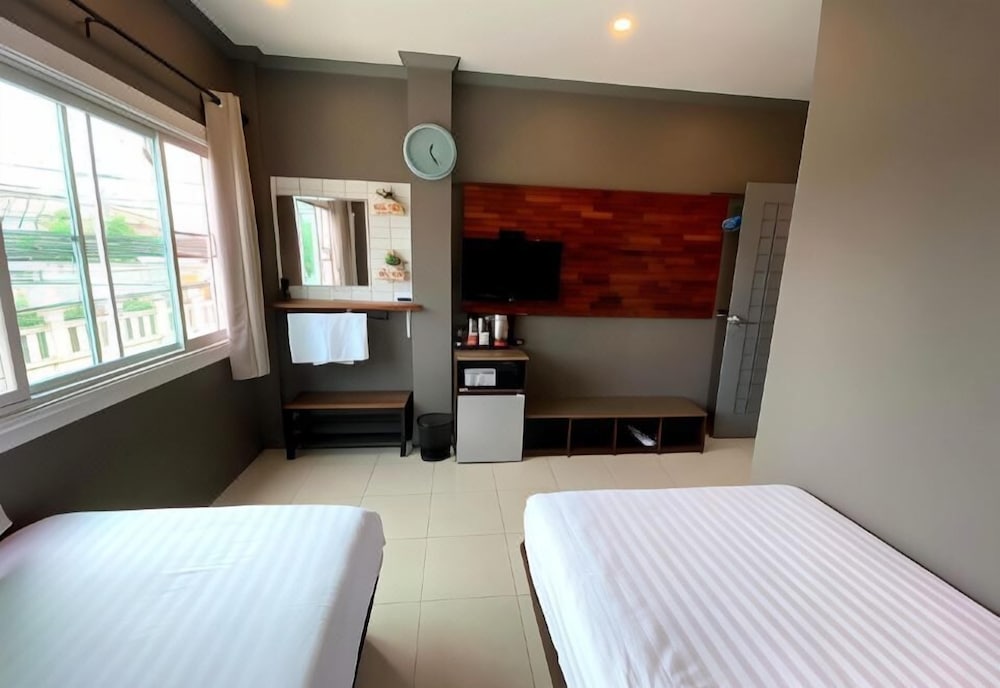 Patuxay Place - last minute hotel in Vientiane