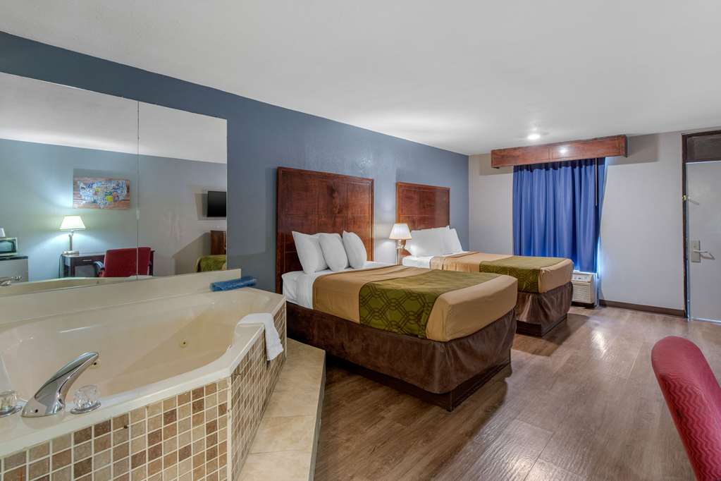 Econo Lodge Aiken Central - photo 13