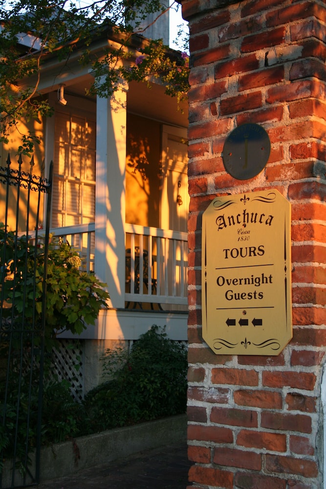 Anchuca Historic Mansion & Inn - photo 116