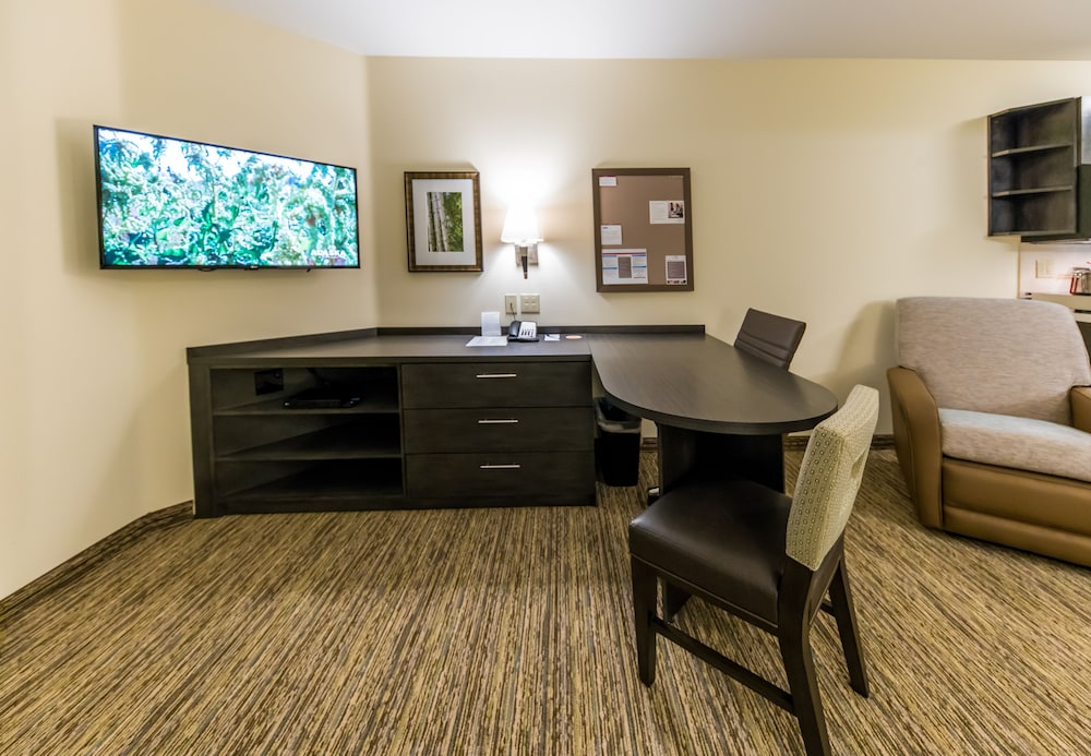 Candlewood Suites Fairbanks by IHG - photo 4