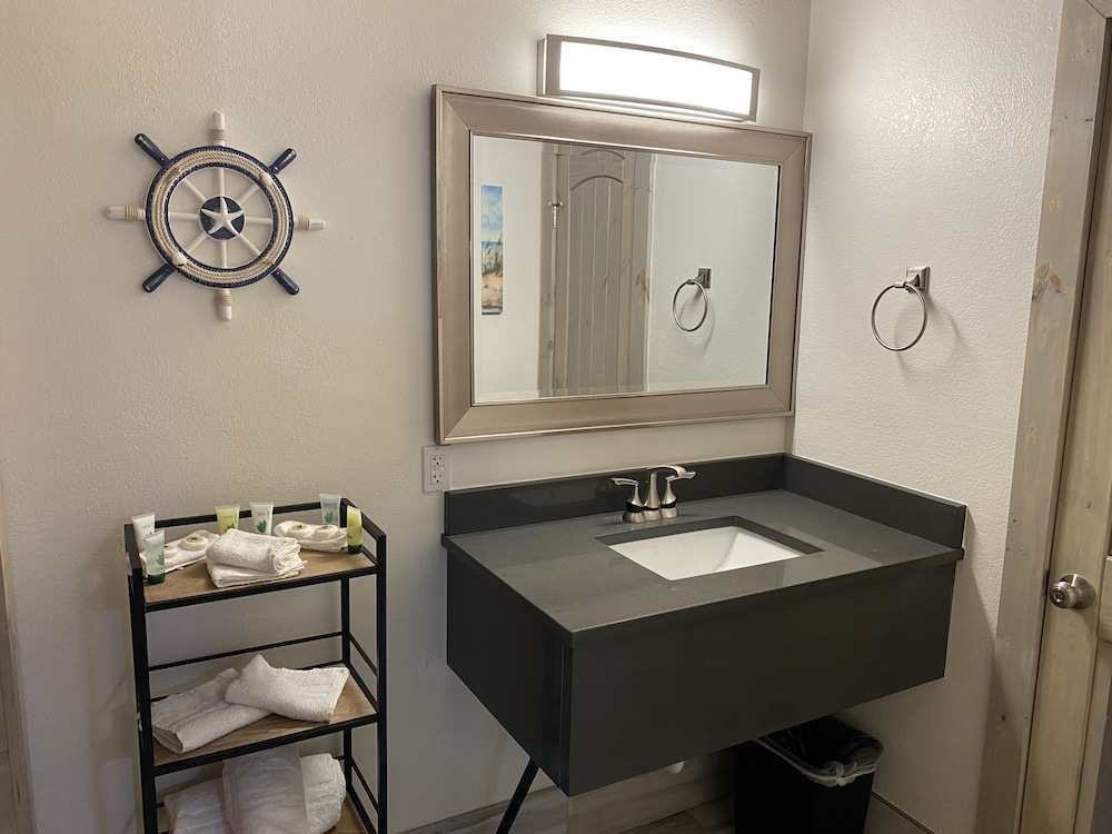 Gulf Coast Inn - photo 54