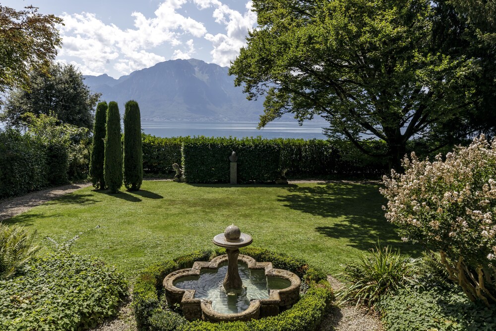 Villa Kruger Boutique B&B — 4-Star Luxury Hotel in Montreux, Switzerland