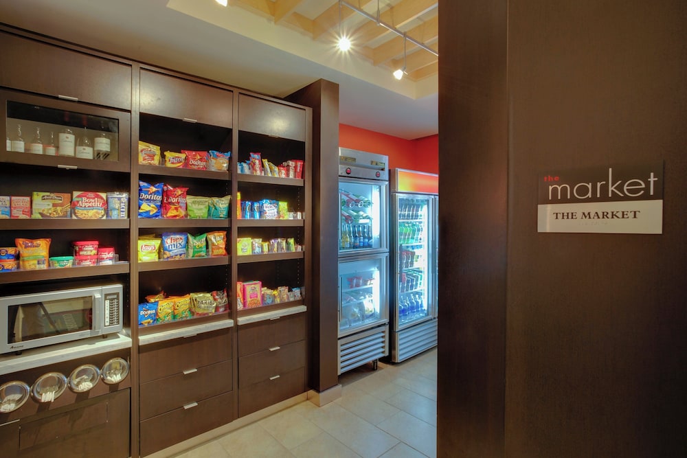 Courtyard by Marriott Pittsburgh North Cranberry Woods - photo 21
