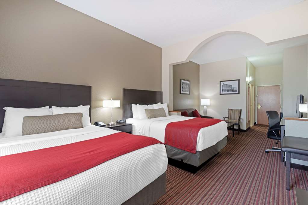 Best Western Plus Bradbury Inn & Suites - photo 37