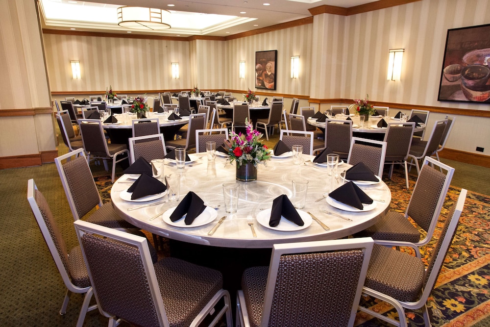 Hilton Chicago Oak Brook Suites - photo 38