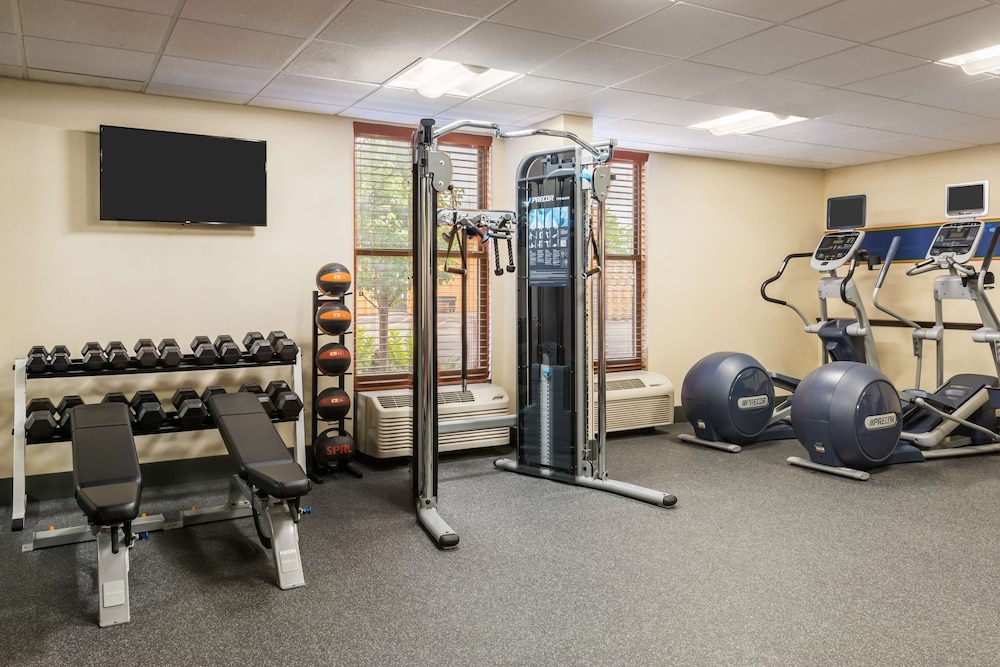Hampton Inn Buffalo Airport Galleria Mall - photo 19