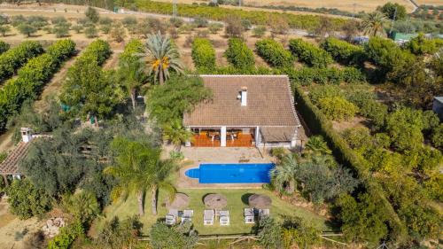 Cubo's Villa Cortijo la Indiana — 4-Star Luxury Hotel in Alhaurin El Grande, Spain