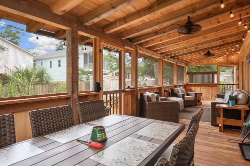 Mountains to Sea by Oak Island Accommodations - photo 32