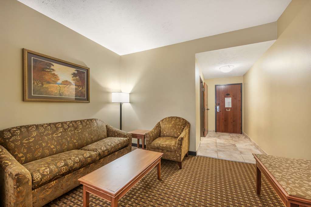 Best Western Plus Grand Island Inn & Suites - photo 22