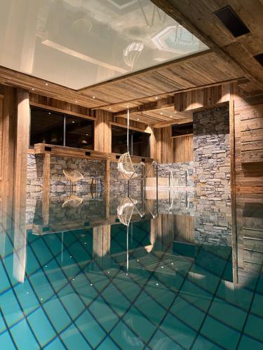 Logis Hotel Les Cornettes De Bises in La Chapelle-Saint-Luc, France