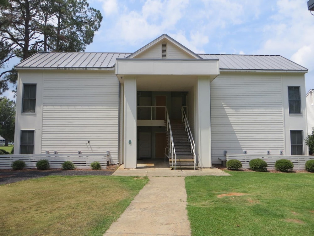 Lake Blackshear Resort & Golf Club - photo 43