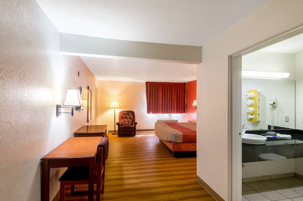 Motel 6 Oklahoma City OK - photo 17