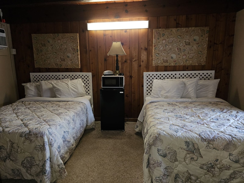 Captain's Cove Motel - photo 11
