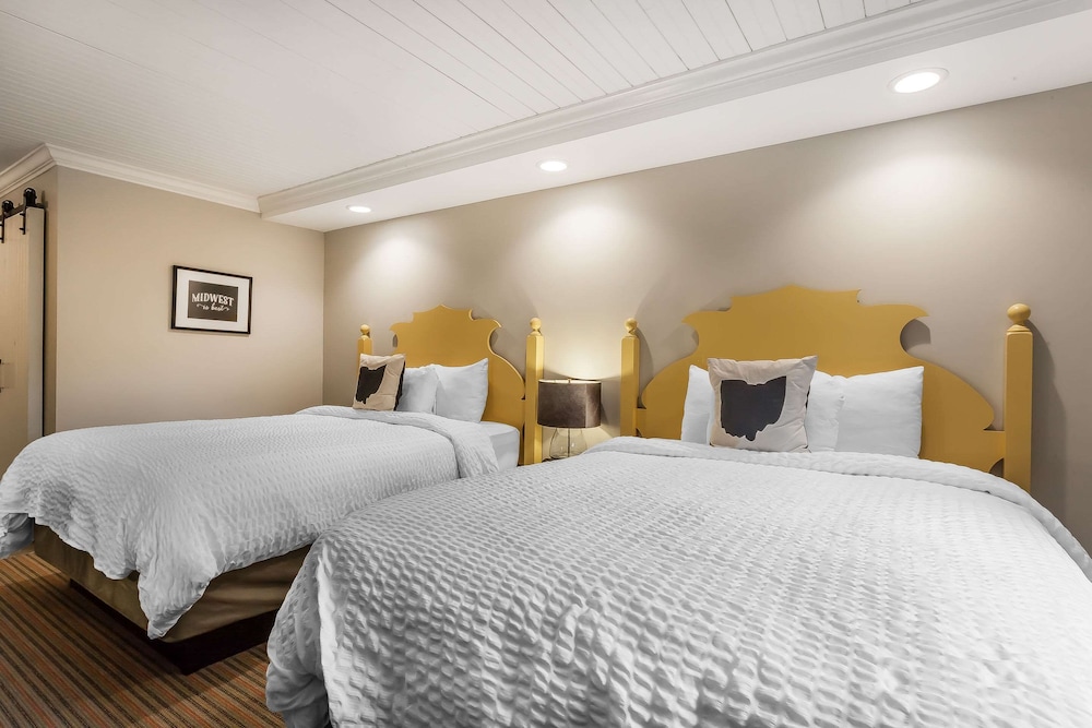 The Aurora Inn - photo 28