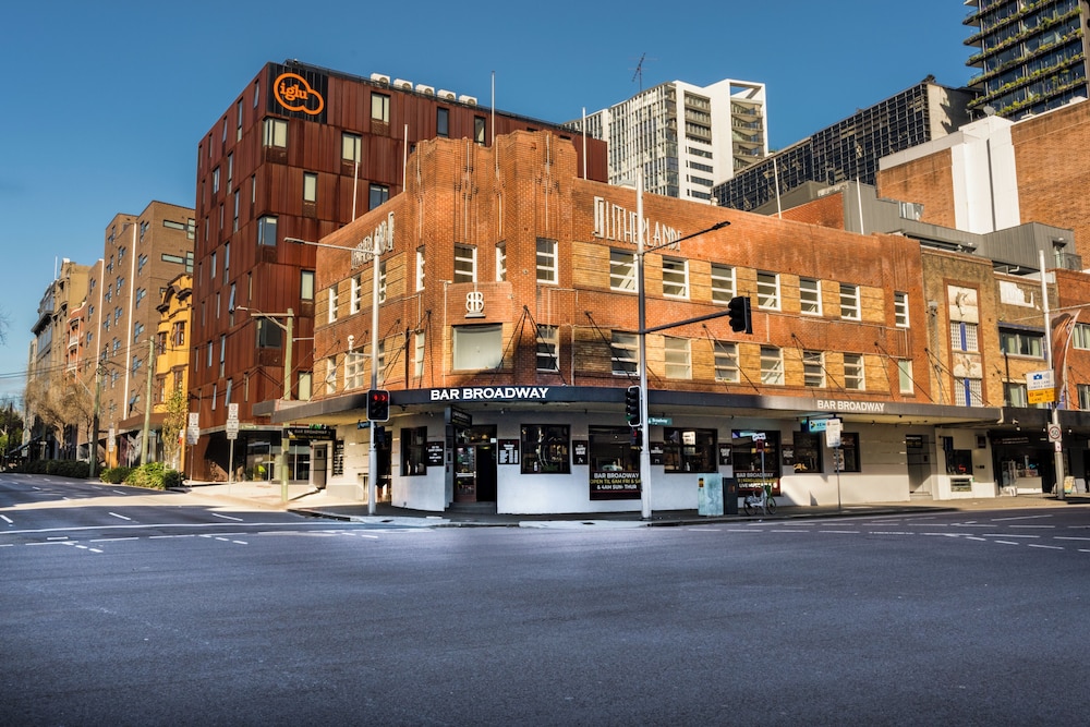 Bar Broadway — Chippendale