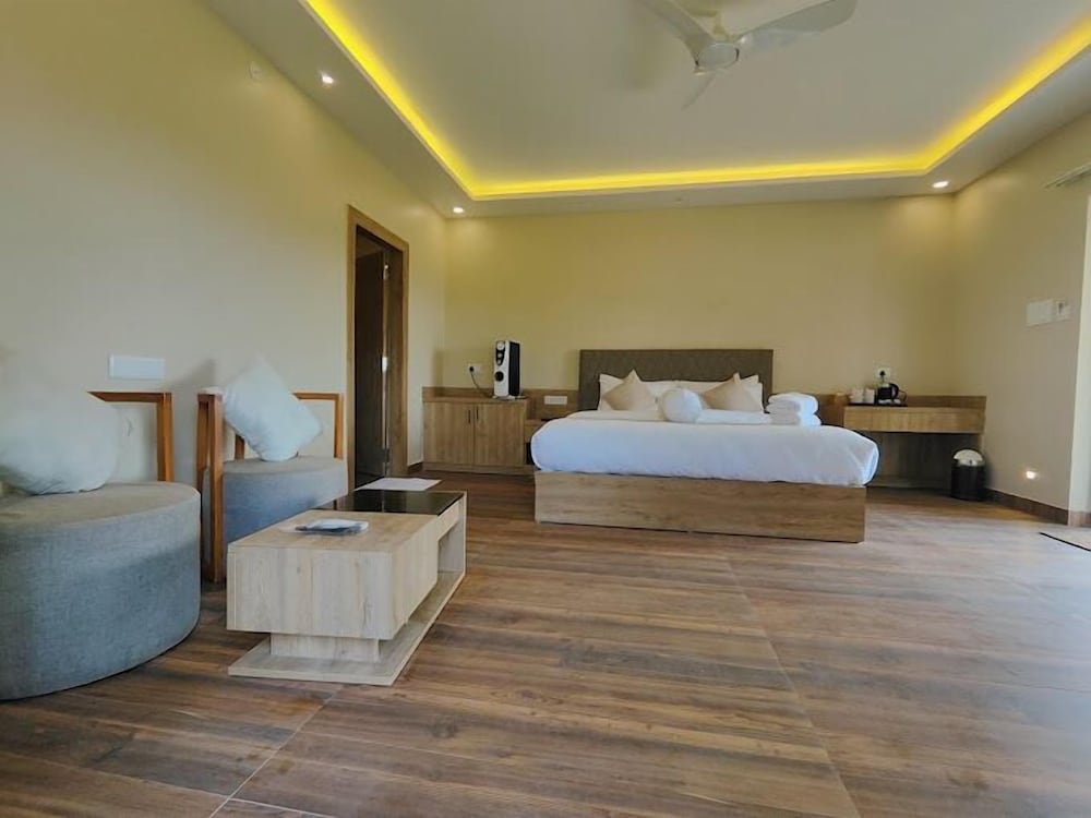 Hotel Sonajhurir Adda Shantiniketan in Bolpur, India