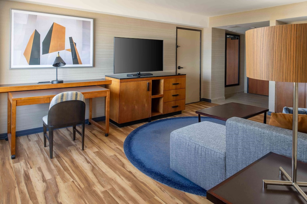 DoubleTree by Hilton San Francisco Airport - photo 15