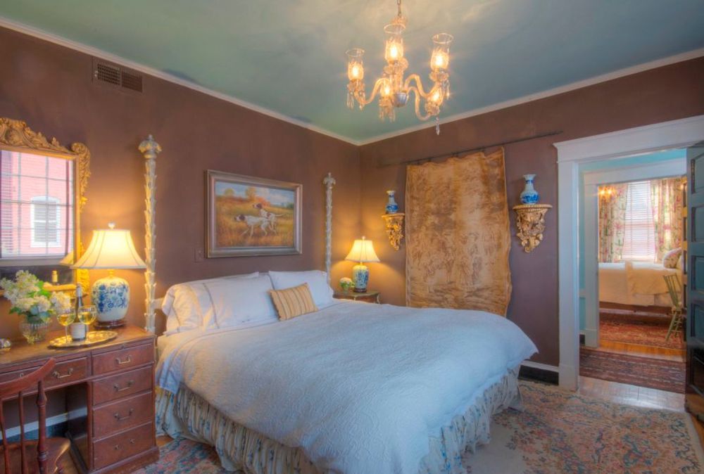 Inn at Court Square - photo 15