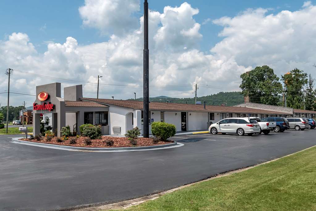 Econo Lodge Oxford near Choccolocco Park - photo 7