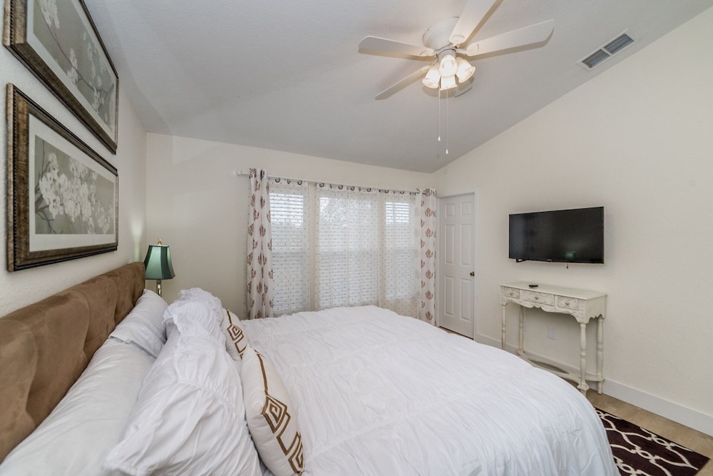 Luxury 3 Bedroom House on Windsor Hills Resort Orlando House 1900 - photo 4