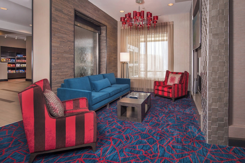 TownePlace Suites by Marriott Altoona - photo 4