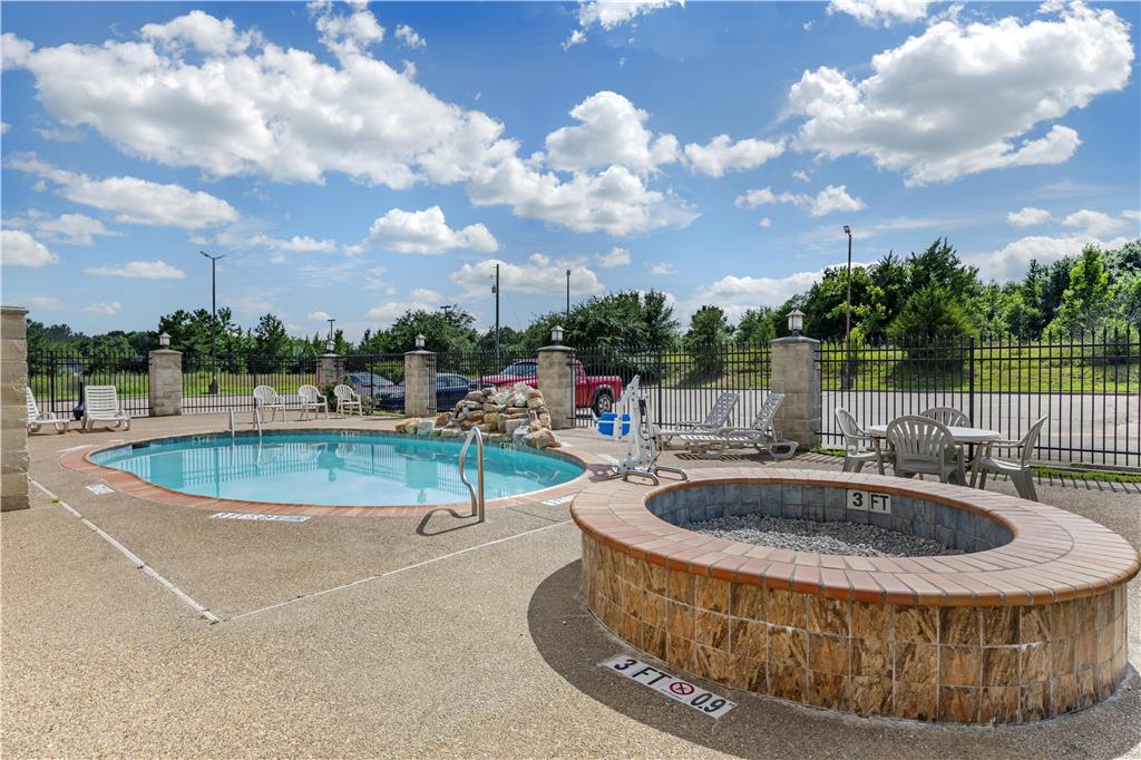 Best Western Mineola Inn - photo 9