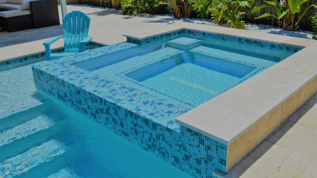 Private Heated Pool Resort Style Home Minutes From the Beach - photo 15