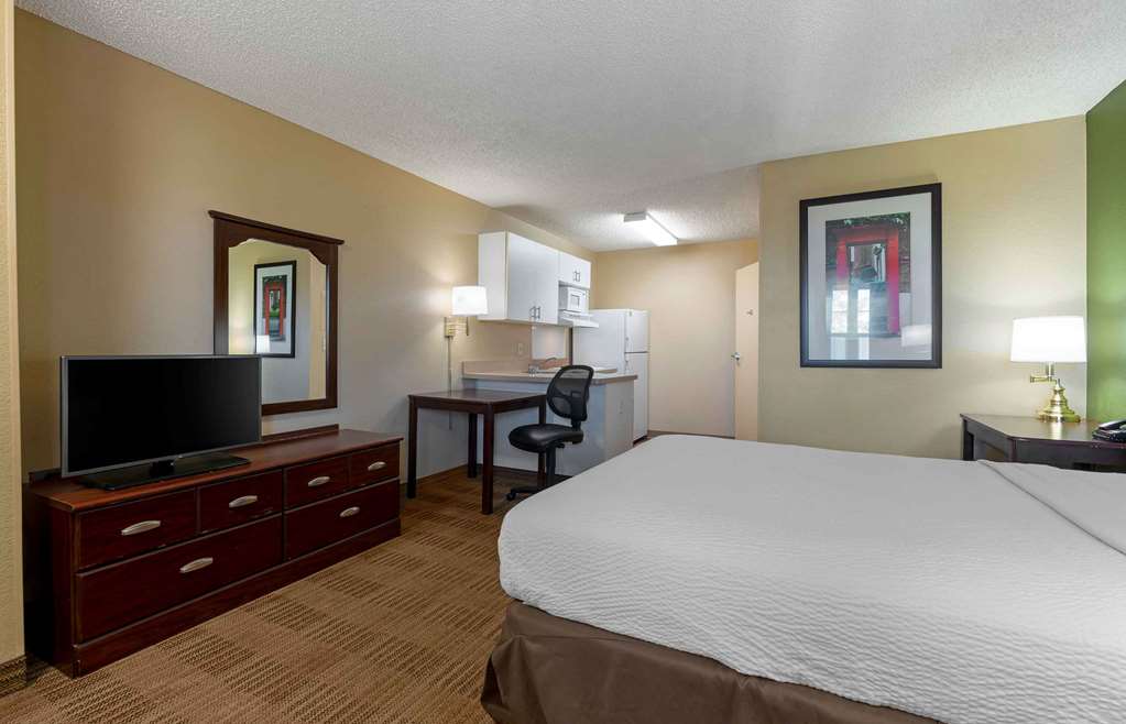 Extended Stay America Suites Sacramento White Rock Rd - photo 9