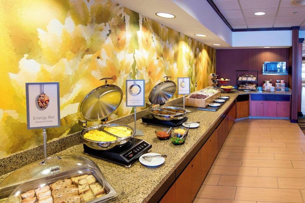 Fairfield Inn & Suites by Marriott Wausau - photo 17