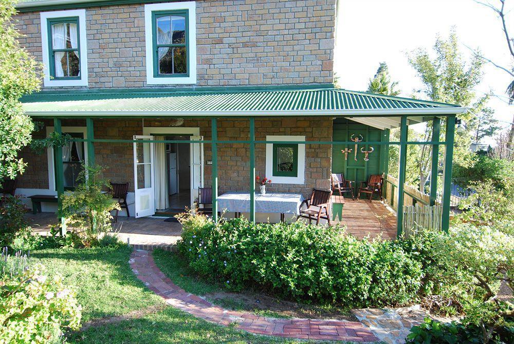 Poplar Tree Lodge — 4-Star Luxury Hotel in Cape Town, South Africa