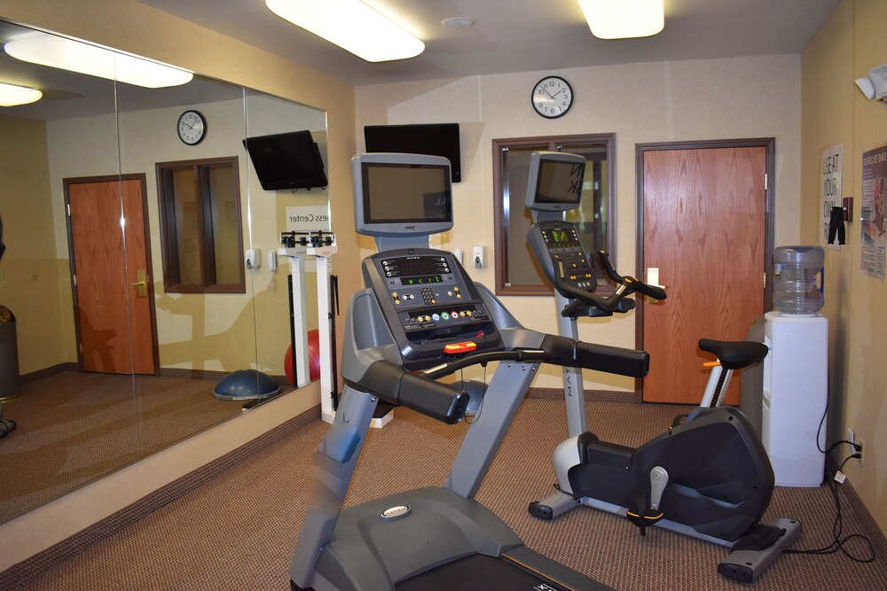 Holiday Inn Express Syracuse Fairgrounds by IHG - photo 35