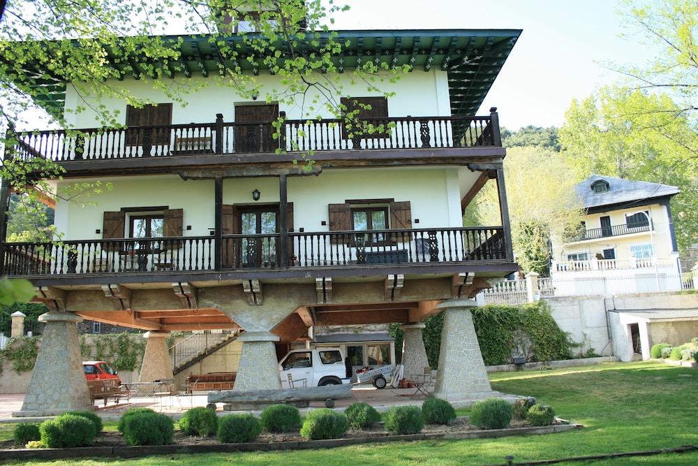 El Hórreo — hotel in Miraflores De La Sierra