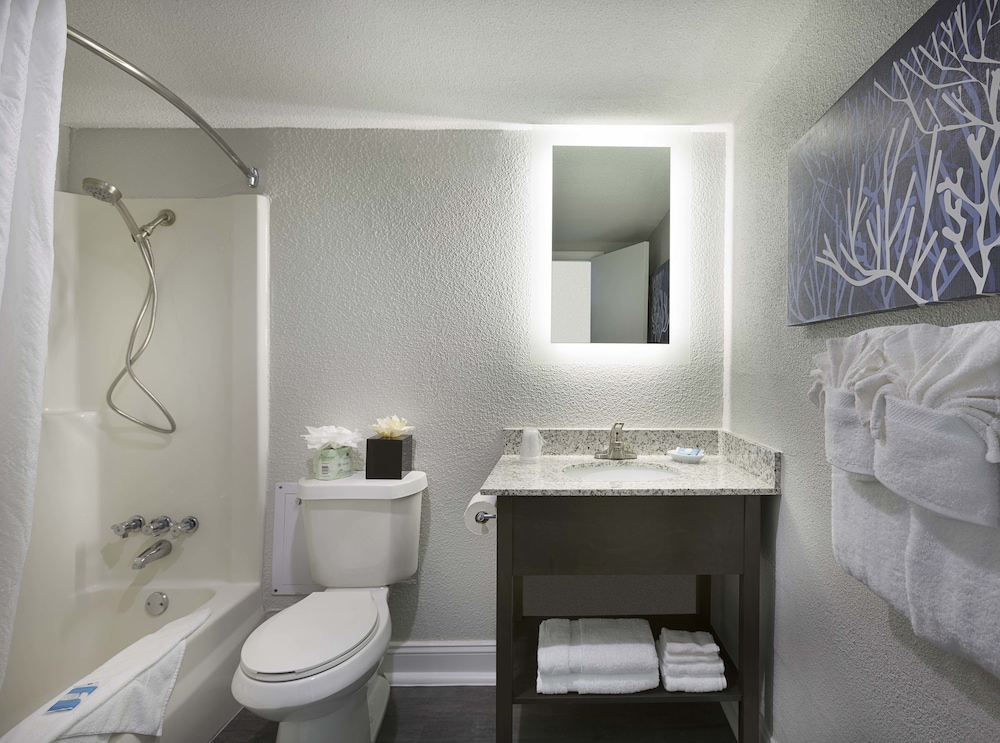 Compass Cove Resort - photo 317