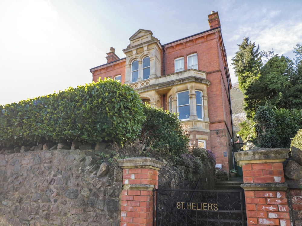 The Escape — 4-Star Luxury Hotel in Great Malvern, United Kingdom