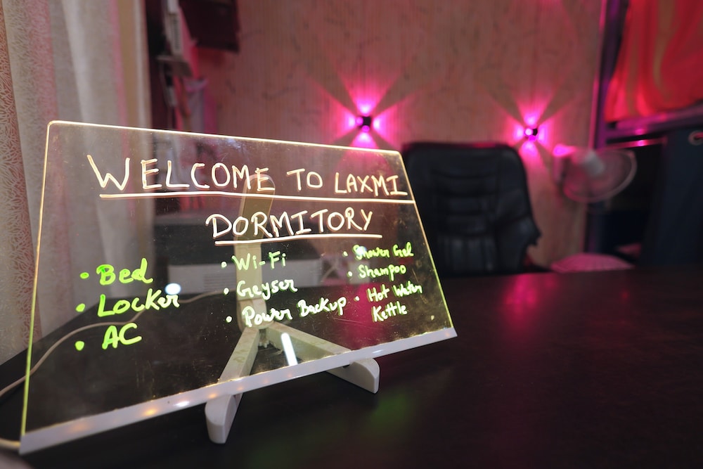 Laxmi Dormitory 2 mins walk from Prem Mandir — 5-Star Luxury Hotel in Vrindavan, India