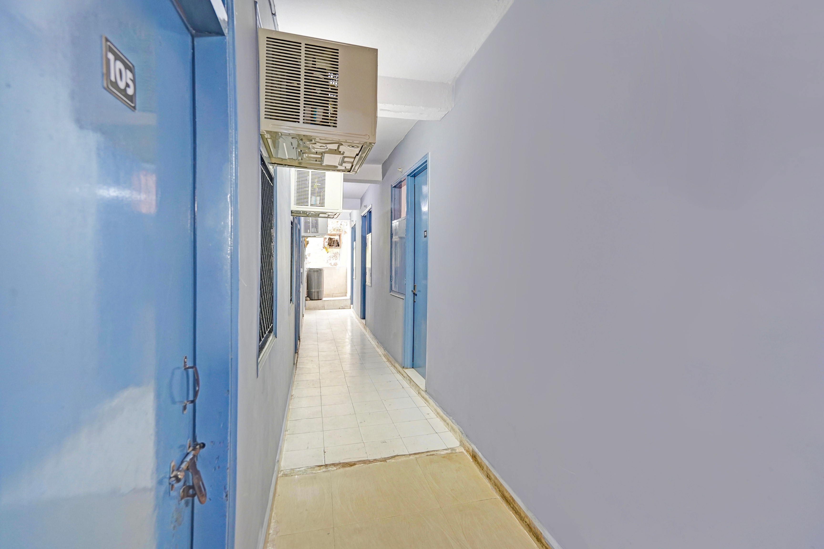 Hotel O Walk Inn - last minute hotel in Noida