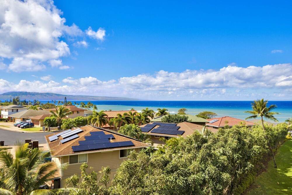 Kahana Villa Condo Apt E701 2 Br Condo — 4-Star Luxury Hotel in Lahaina, United States