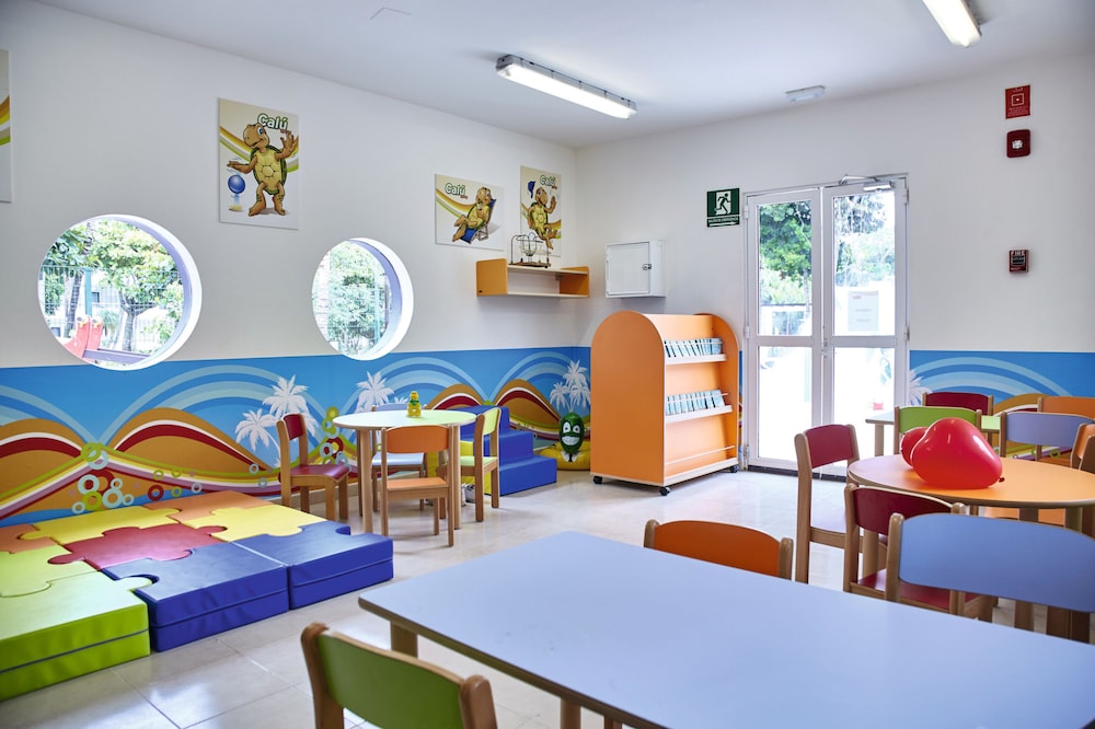 Children's play area - indoor