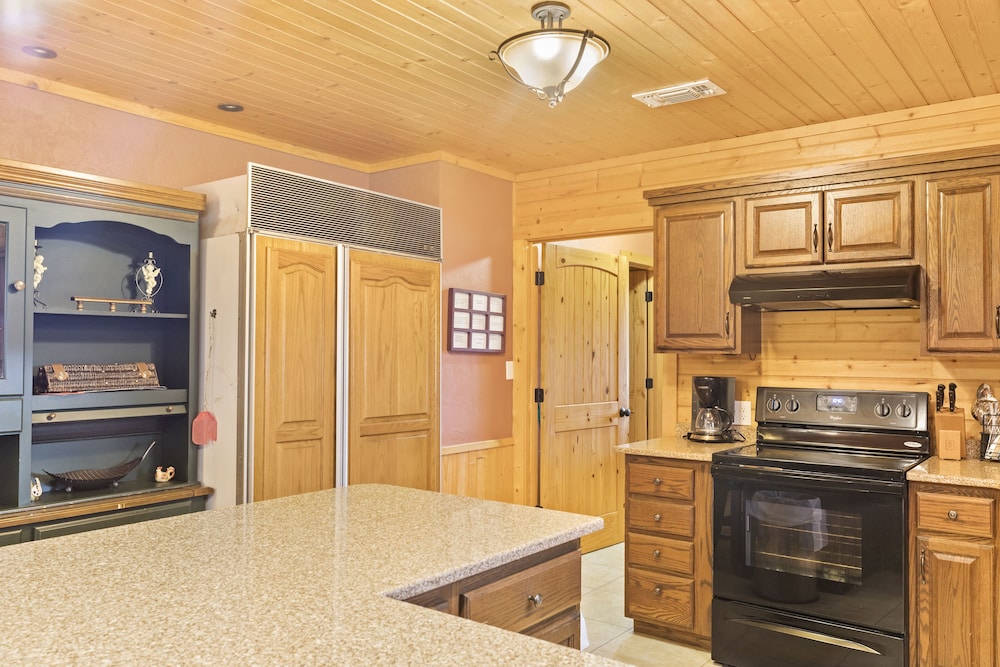 Thunderbird Resort & Event Center - photo 76