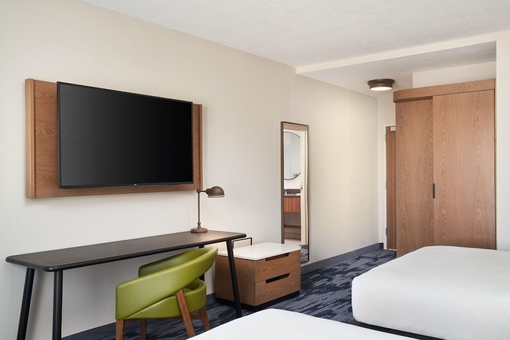 Fairfield by Marriott Inn & Suites Orlando at Millenia - photo 9