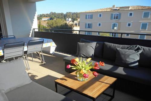 Bright Flat In The Heart Of Saint Tropez — 4-Star Luxury Hotel in Saint-Tropez, France