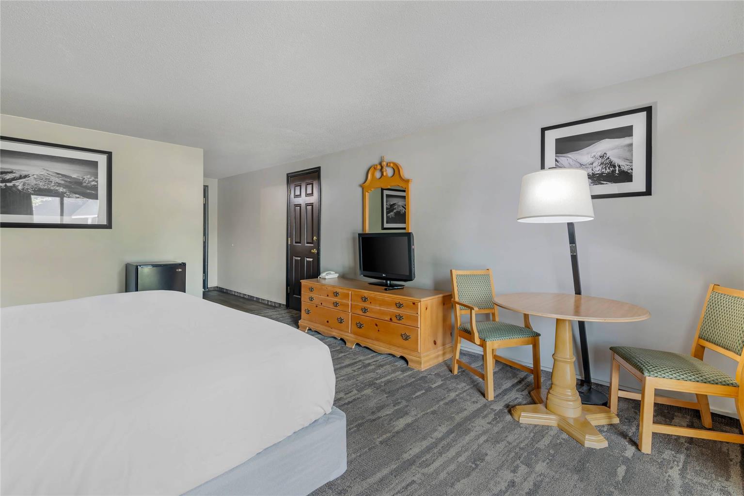 Green Granite Inn an Ascend Collection Hotel - photo 18