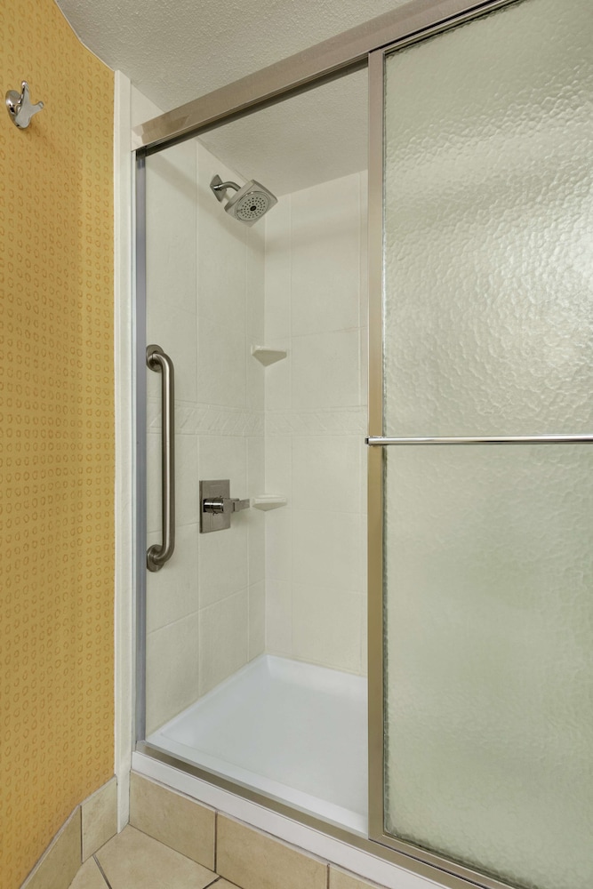 DoubleTree by Hilton Hotel Jackson - photo 31