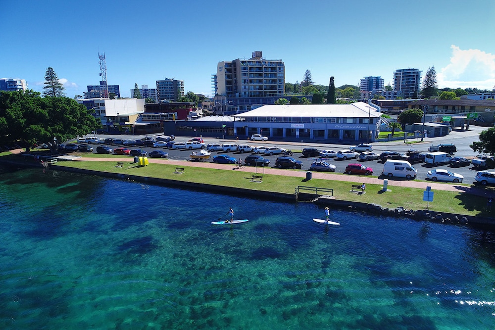 Lakes and Ocean Hotel Forster — carbon neutral stay, Forster