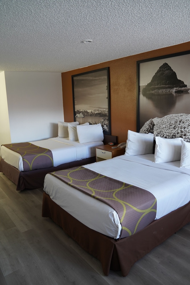Super 8 by Wyndham Fernley - photo 19