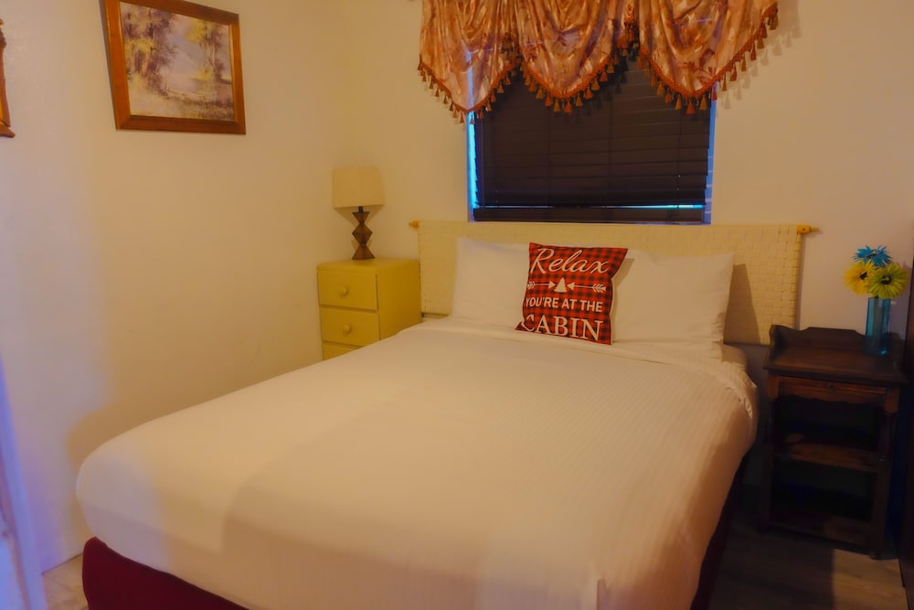 Sleepy Hollow Cabins and Hotel - photo 44