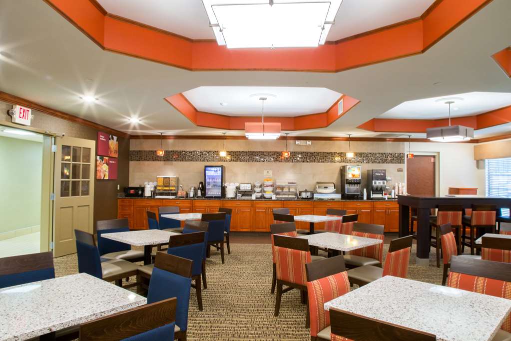 Comfort Suites Grand Rapids South - photo 40